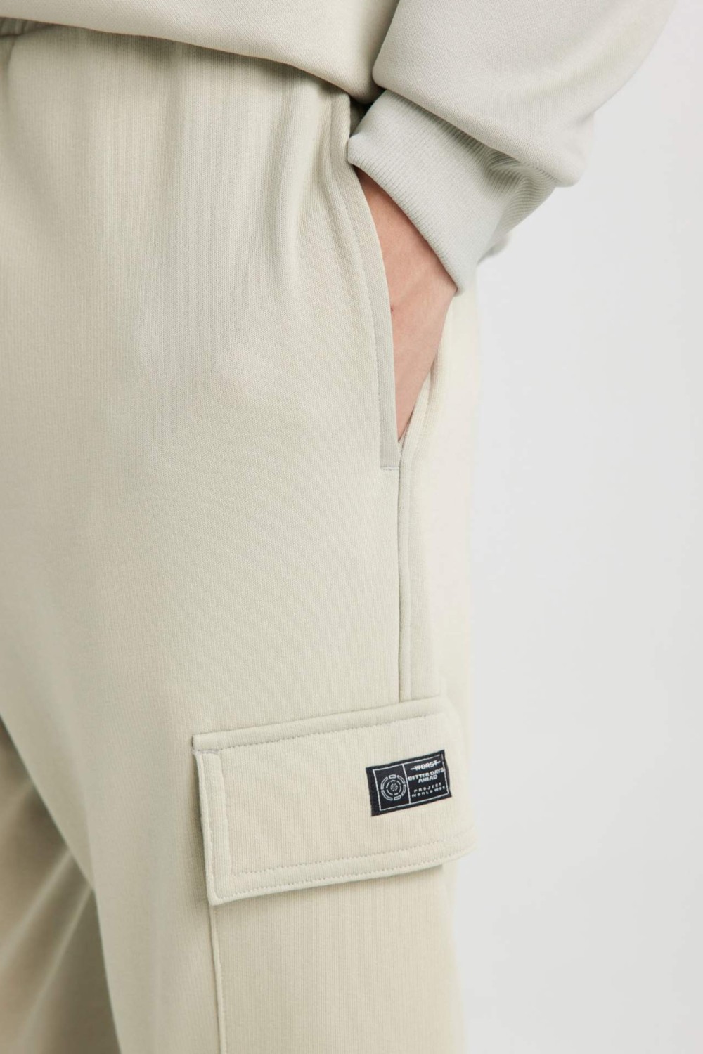 DeFacto Regular Fit Basic Kargo Cepli Lastikli Paça Jogger Eşofman Altı D5252AX25SP görsel 4