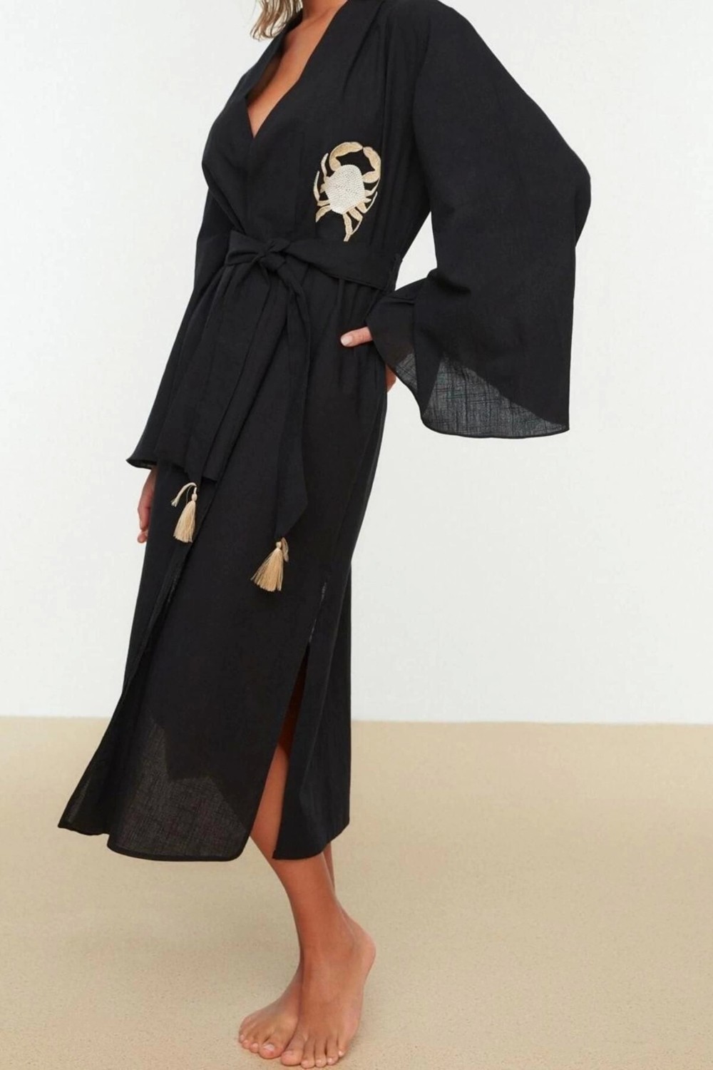 Ersefa Moda Dokuma Rahat Kalıp Uzun V Yaka Standart Kol Flamlı Pamuk Basic Düz Desen Kimono Kaftan görsel 4