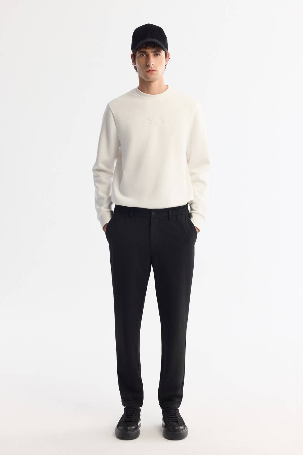 AVVA Erkek Siyah Yanı Lastikli Bi-Stretch Kolay Ütülenen Chino Slim Fit Pantolon B003037