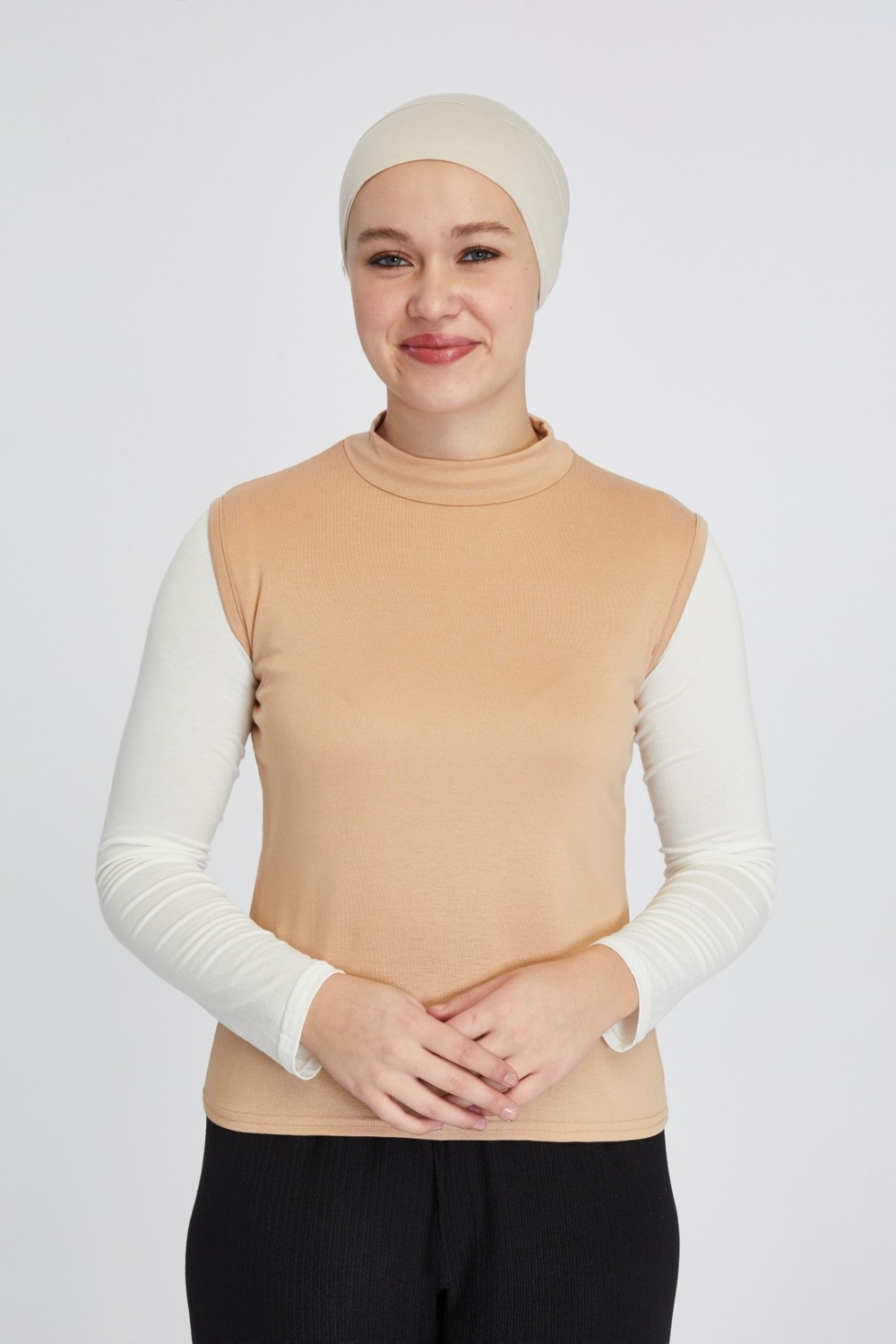 Manolyaşal İslamic Hijab Manolyaşal Kolsuz Balıkçı Yakalı Organik Kadın Body - Siyah - L-XL
