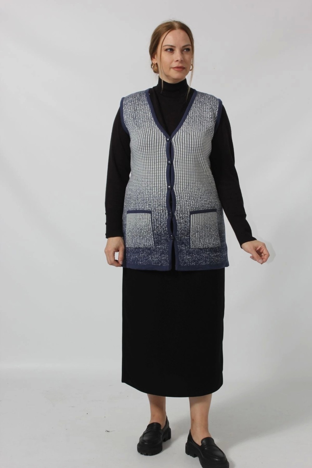 Moda Berray Y166 Mavi-Beyaz Kareli Desenli Düğmeli Cepli Mevsimlik Anne Yelek görsel 2