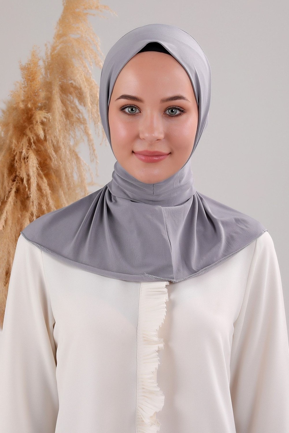Melodi Scarf Kadın Tesettür Pratik Çıtçıtlı Sandy Fular Hazır Deniz Havuz Uyumlu Bone Siyah