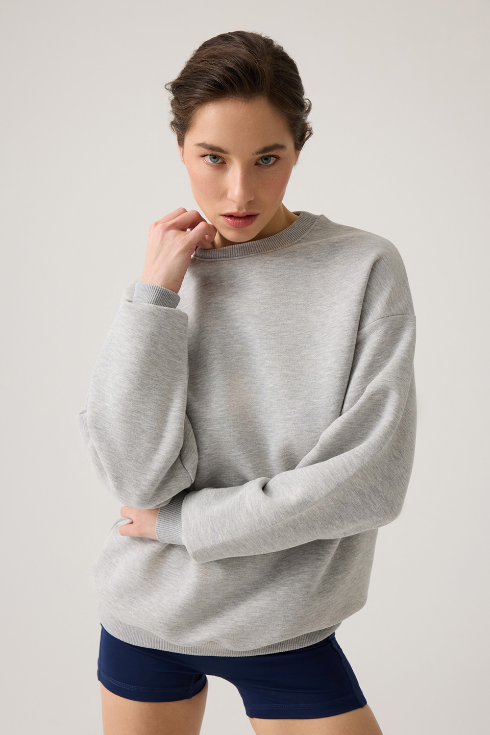 Los Ojos Ekru Geniş Kalıp Bisiklet Yaka Sweatshirt Crew Neck görsel 2
