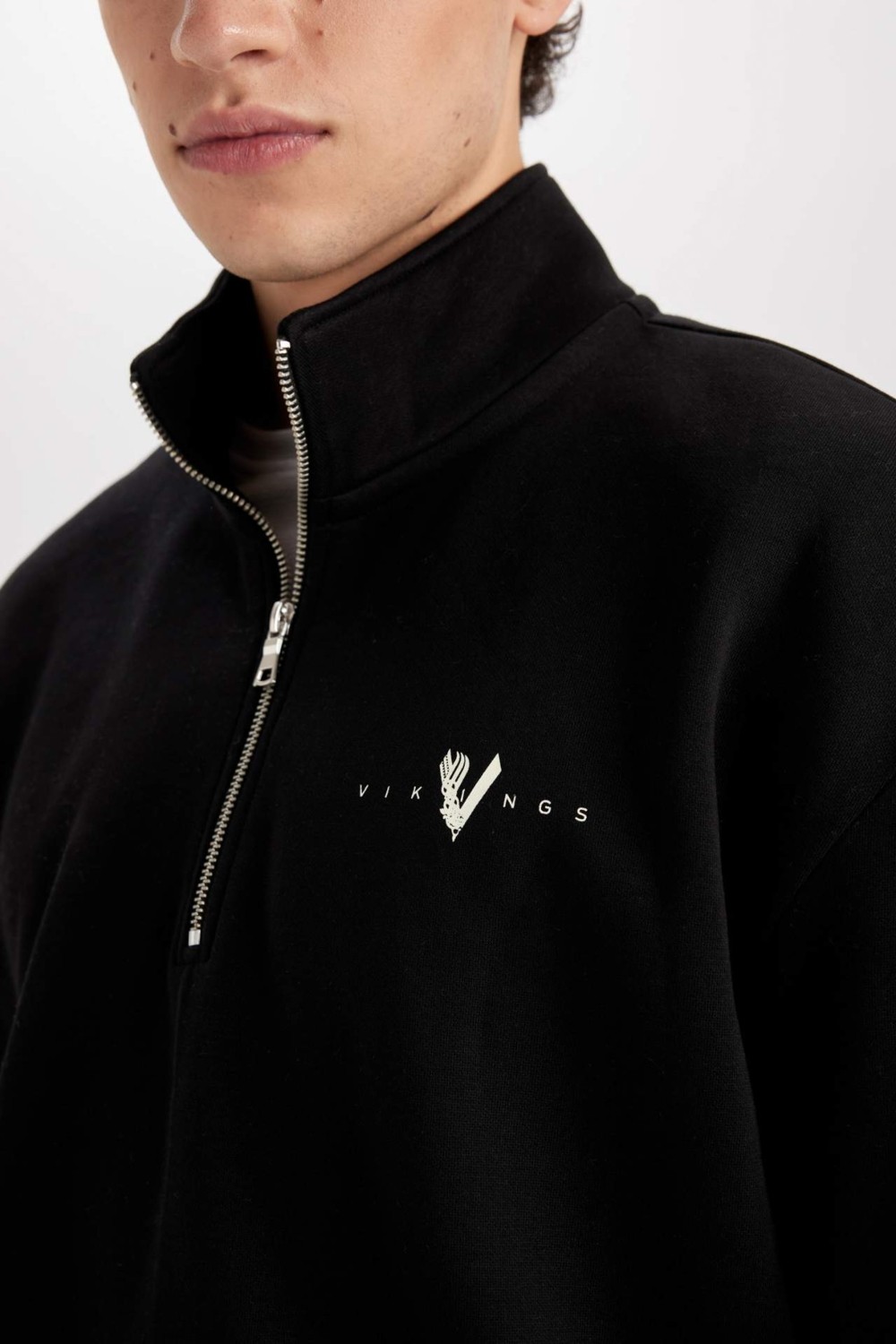 DeFacto Vikings Boxy Fit Dik Yaka Baskılı Sweatshirt D6769AX25SP görsel 5