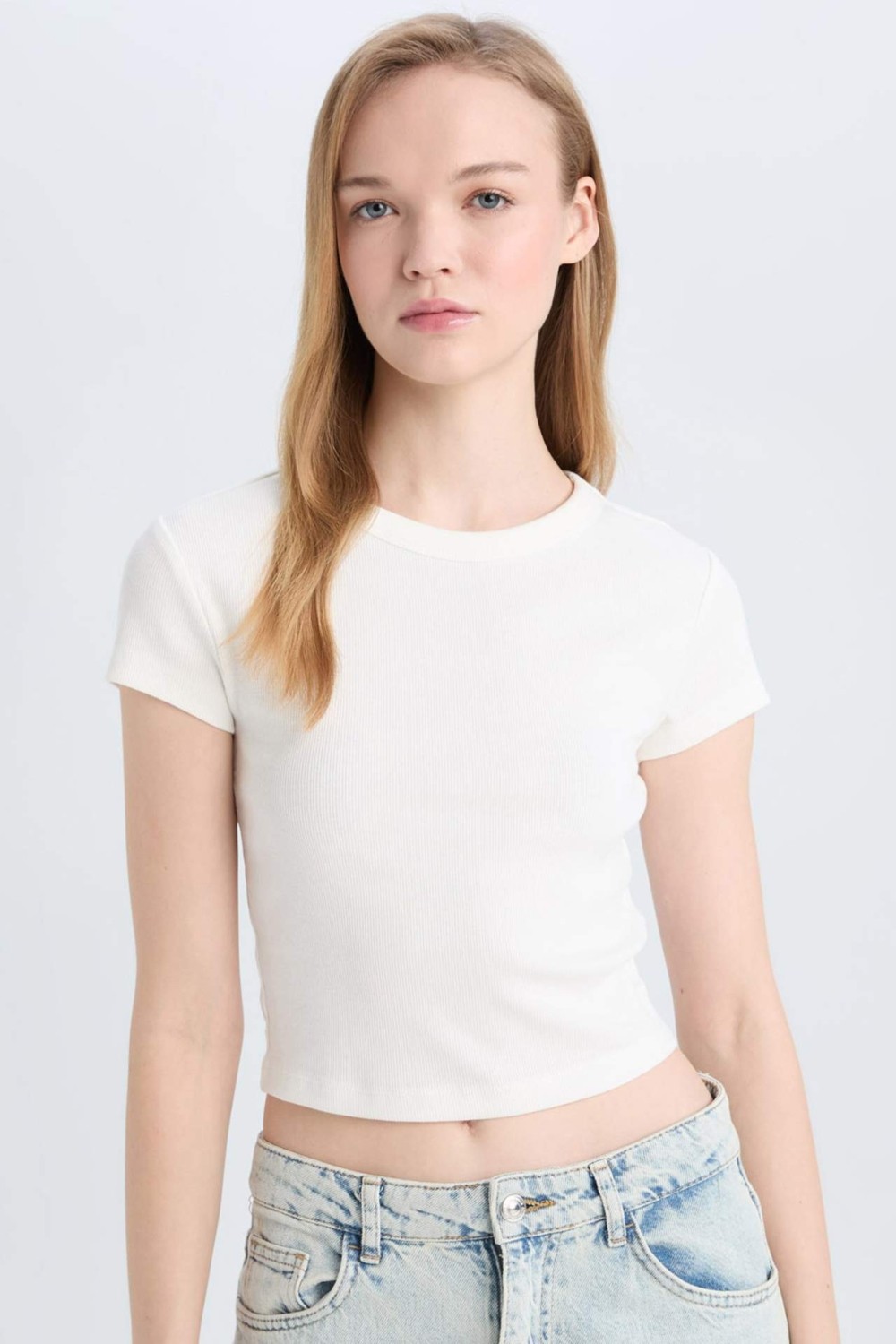 DeFacto Fitted Basic Fitilli Kaşkorse Siyah Tişört E0287AX25SM