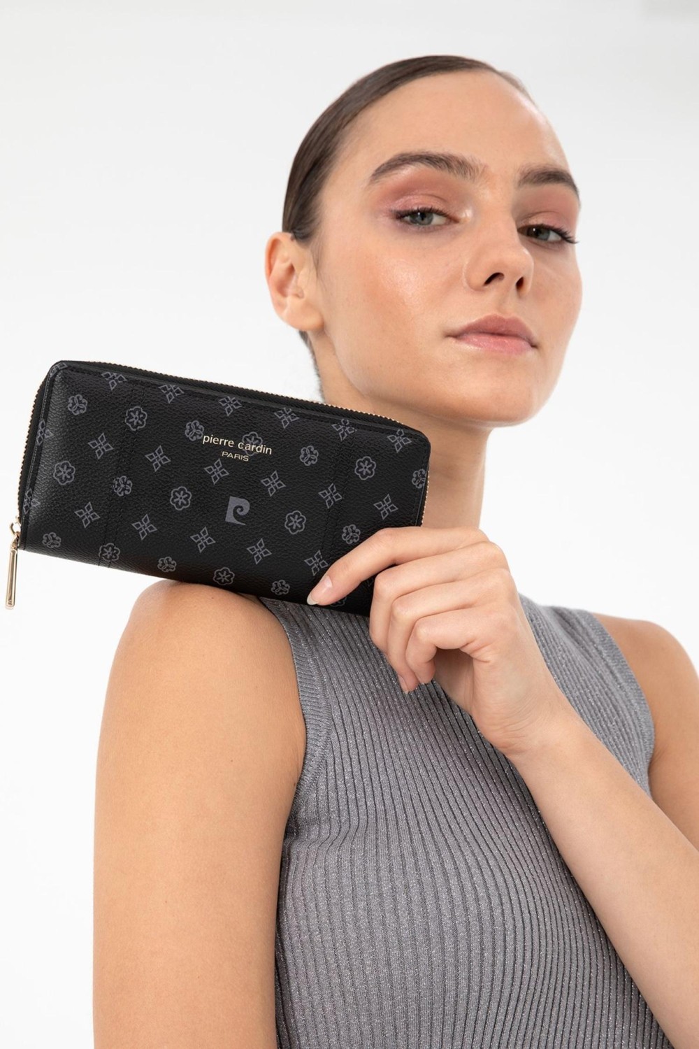 Pierre Cardin 06PC24K2707 Kadın Cüzdan Bej Renkli Şık Tasarımlı Kartlık Bölmeli Fermuarlı Model