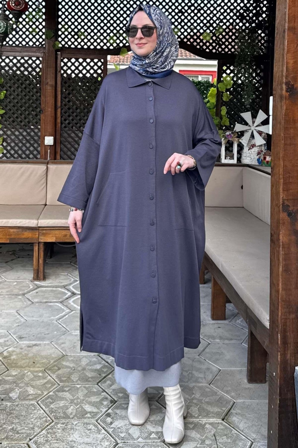 Rabia Şamlı Antrasit Panço Triko Hırka Standart Beden Kadın İçin Rahat ve Şık Tasarım görsel 4