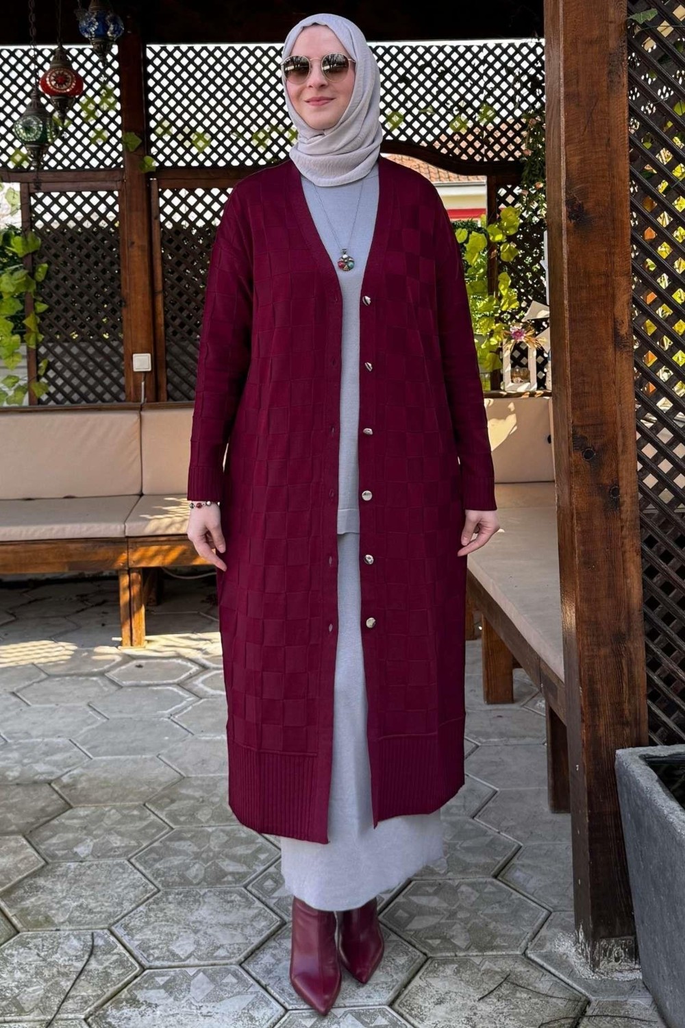 Rabia Şamlı Dama Desenli Triko Hırka Bordo görsel 4