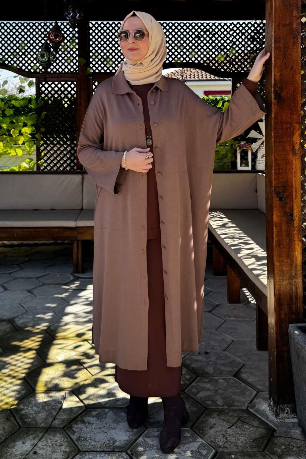 Rabia Şamlı Panço Triko Hırka Sütlü Kahve