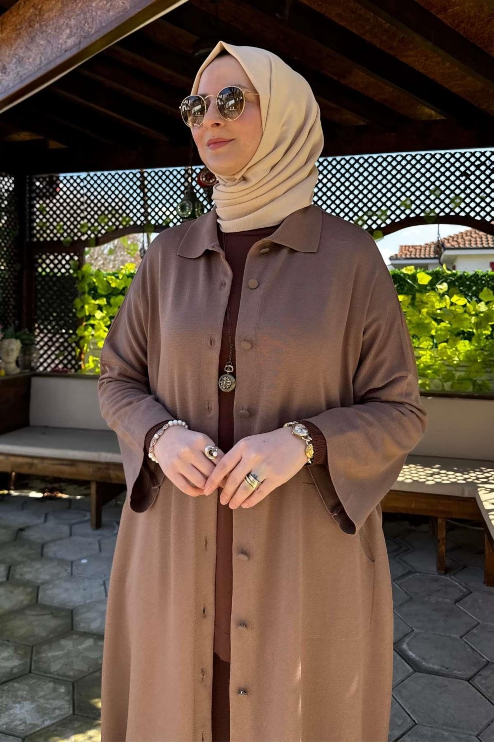 Rabia Şamlı Panço Triko Hırka Sütlü Kahve görsel 3