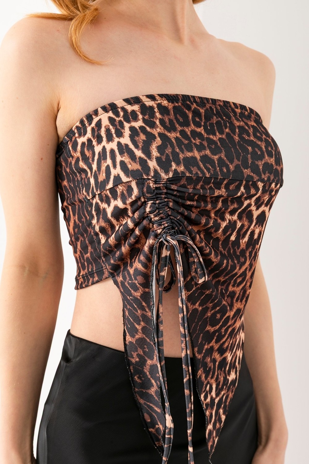 Giysa Kadın Büzgülü Asimetrik Kesim Straplez Bluz Leopar - 2453 görsel 2