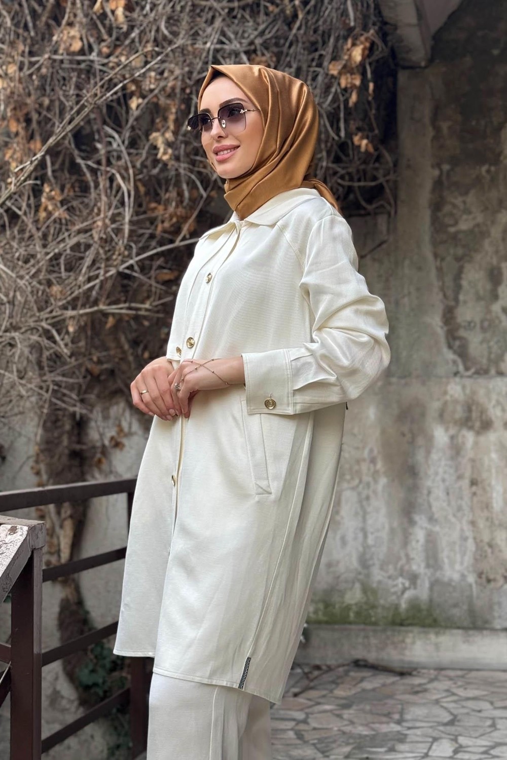Naki & Mascara Gold Düğmeli Gömlek 25MY2111 Bej görsel 3