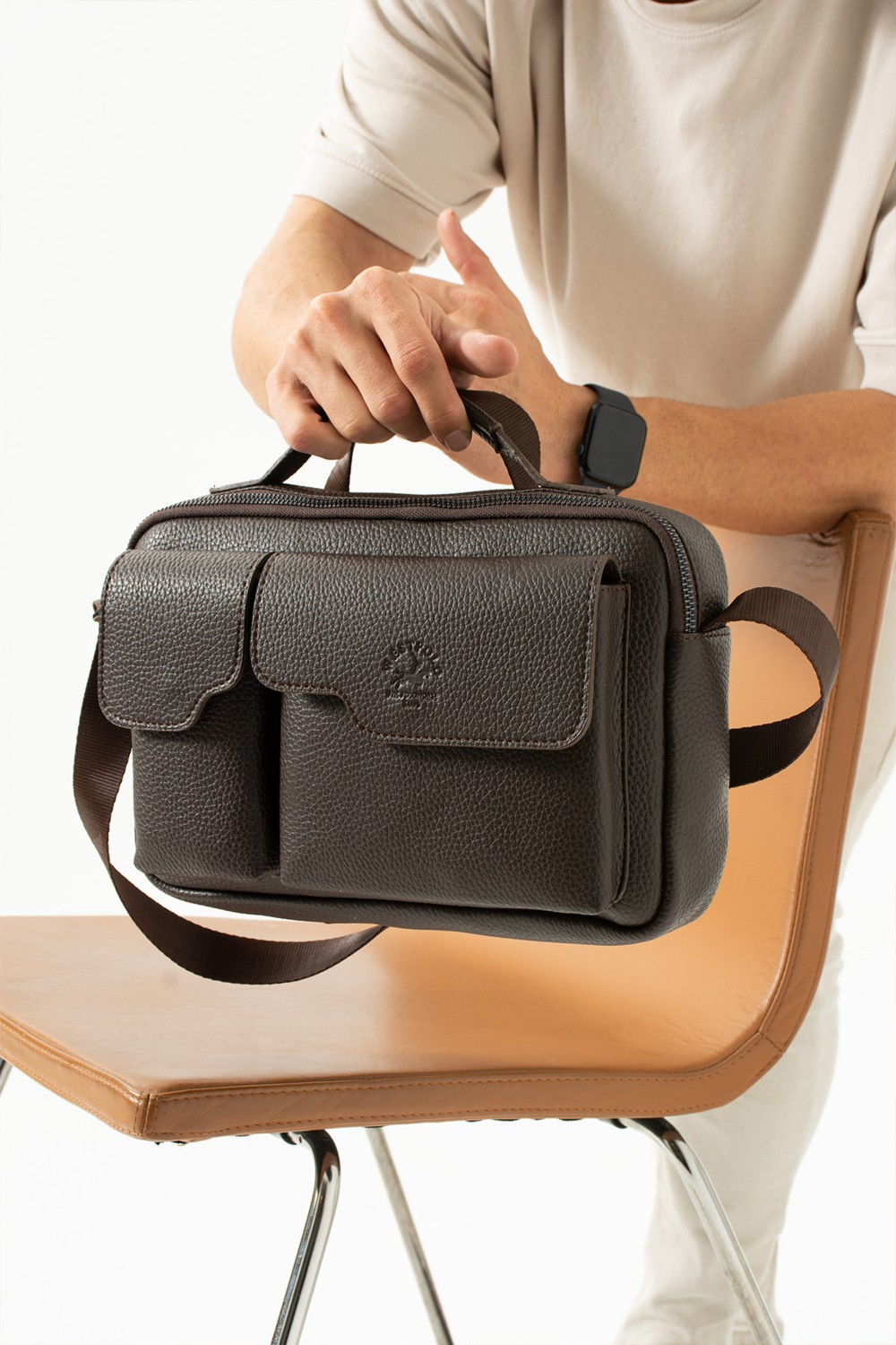 West Polo Westpolo Vegan Deri Tablet Evrak El ve Omuz Mıknatıslı Kapaklı Unisex Postacı Çantası - Kahverengi görsel 2