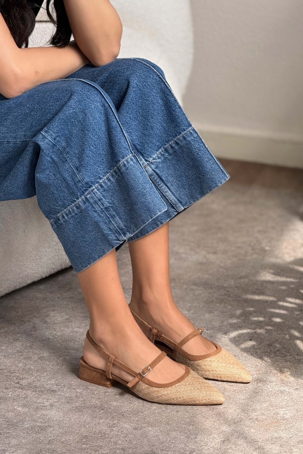 Nişantaşı Shoes X-Harmony Hasır Taba Kemer Detay Sivri Burun Kısa Topuklu Kadın Babet görsel 4