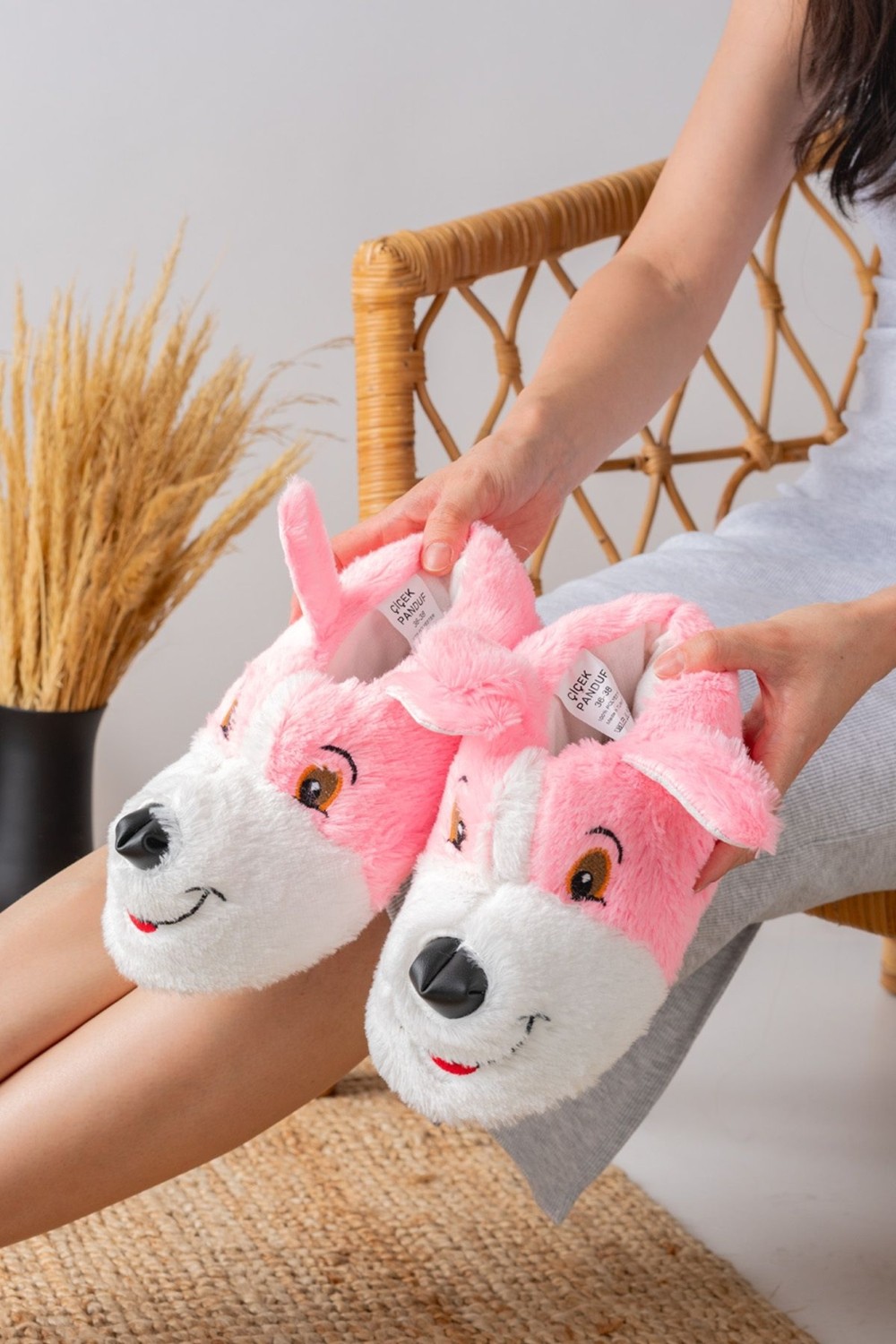 Slipcat Köpek Figürlü Pudra Peluş Panduf Ev Pandufu
