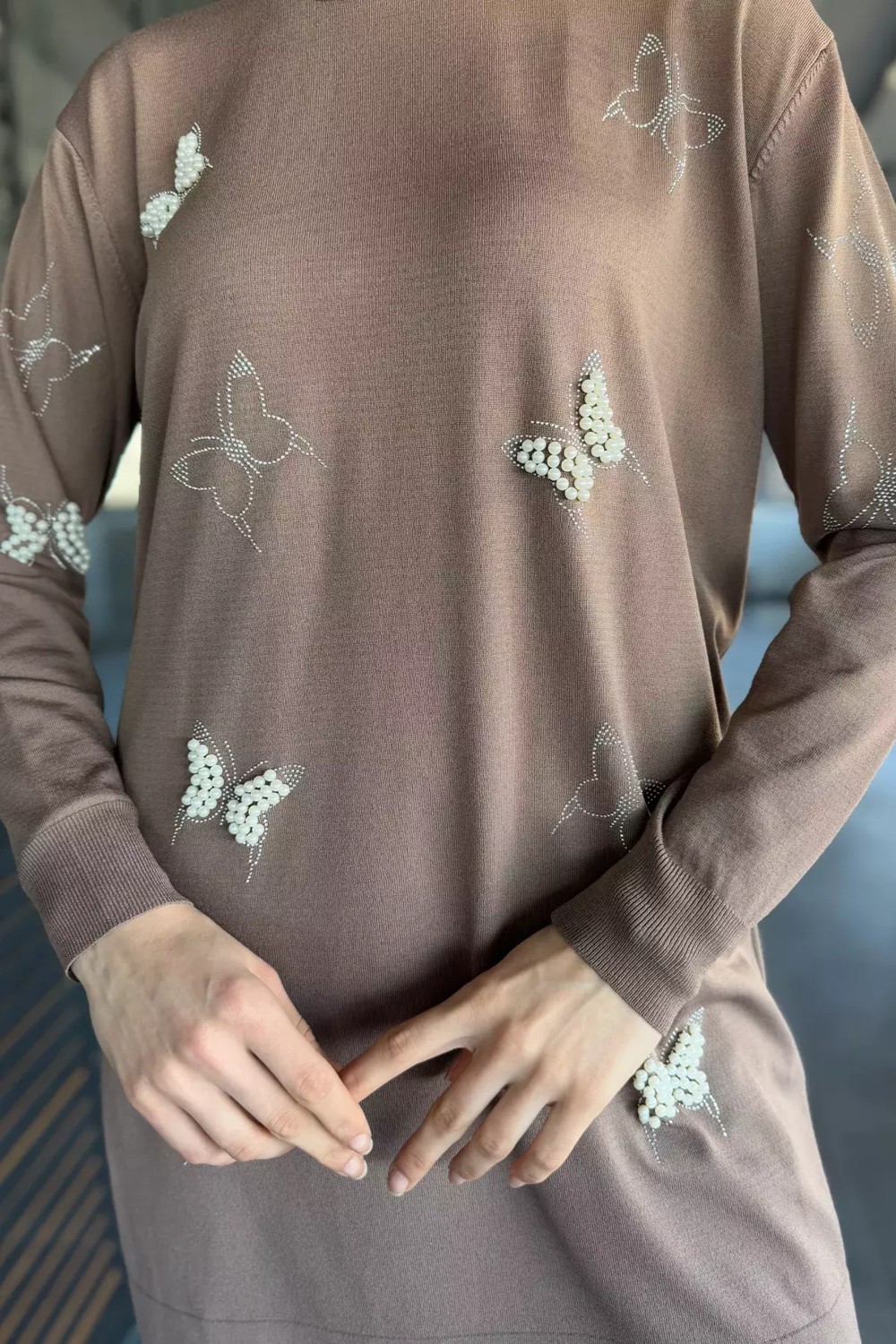 Julude Kelebek Taşlı Bisiklet Yaka Tesettür Tunik P-00015449 görsel 3