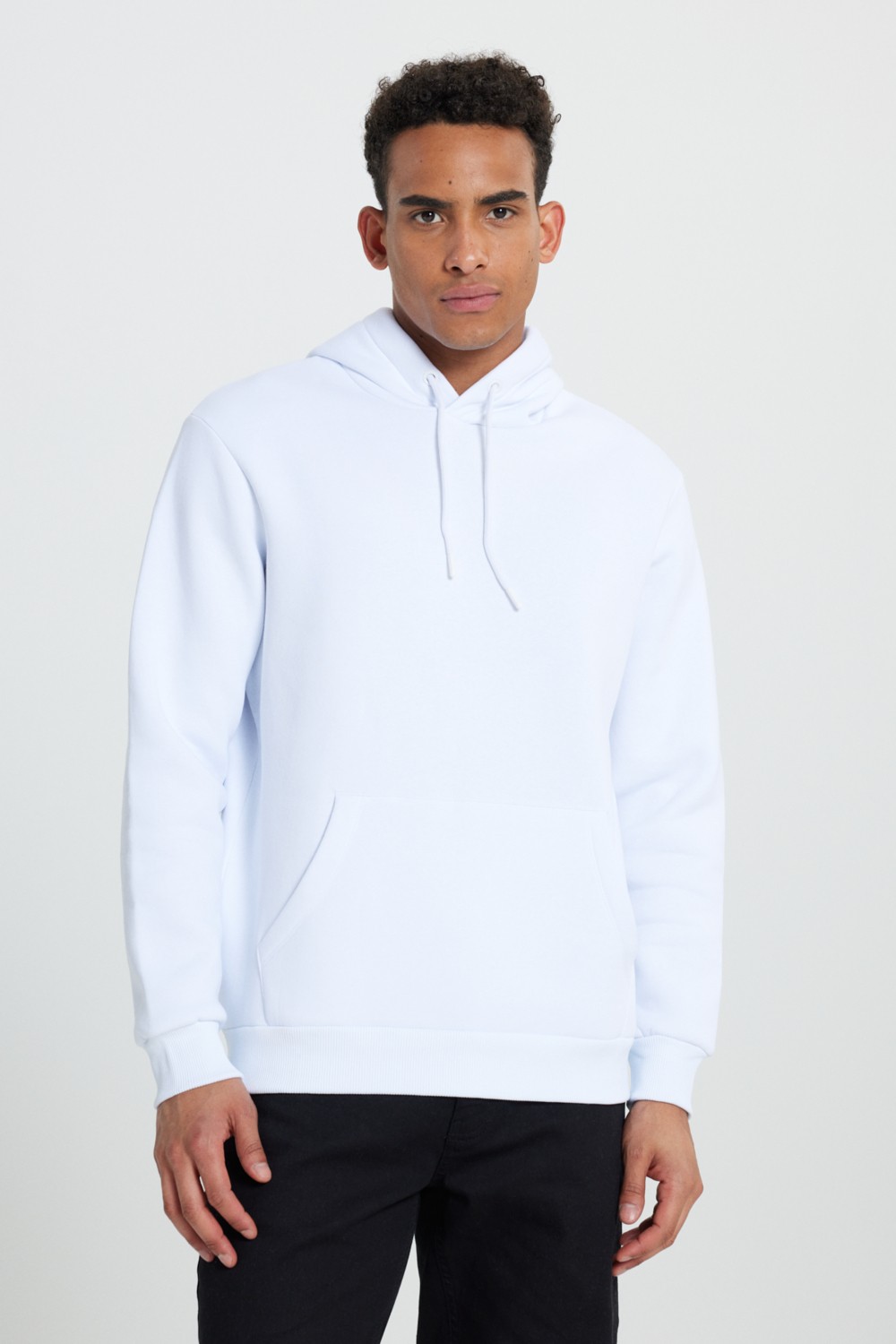 Altınyıldız Classics Erkek Siyah Standart Fit Normal Kesim Içi Polarlı 3 Iplik Kapüşonlu Pamuklu Sweatshirt