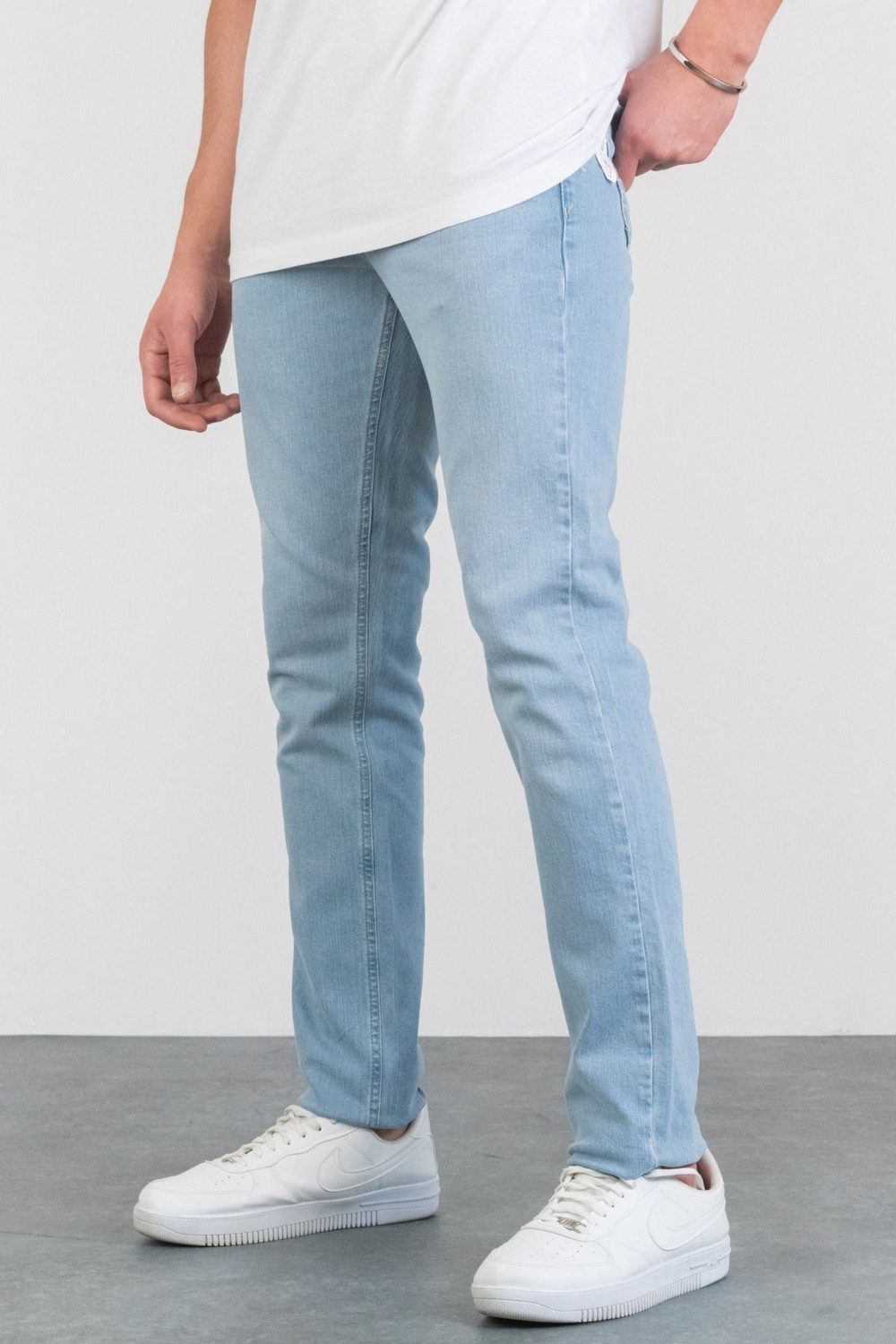Hlt Jeans Erkek Açık Mavi Taşlamalı Slim Fit Likralı Kot Jean Pantolon HLTHE001956-A görsel 3
