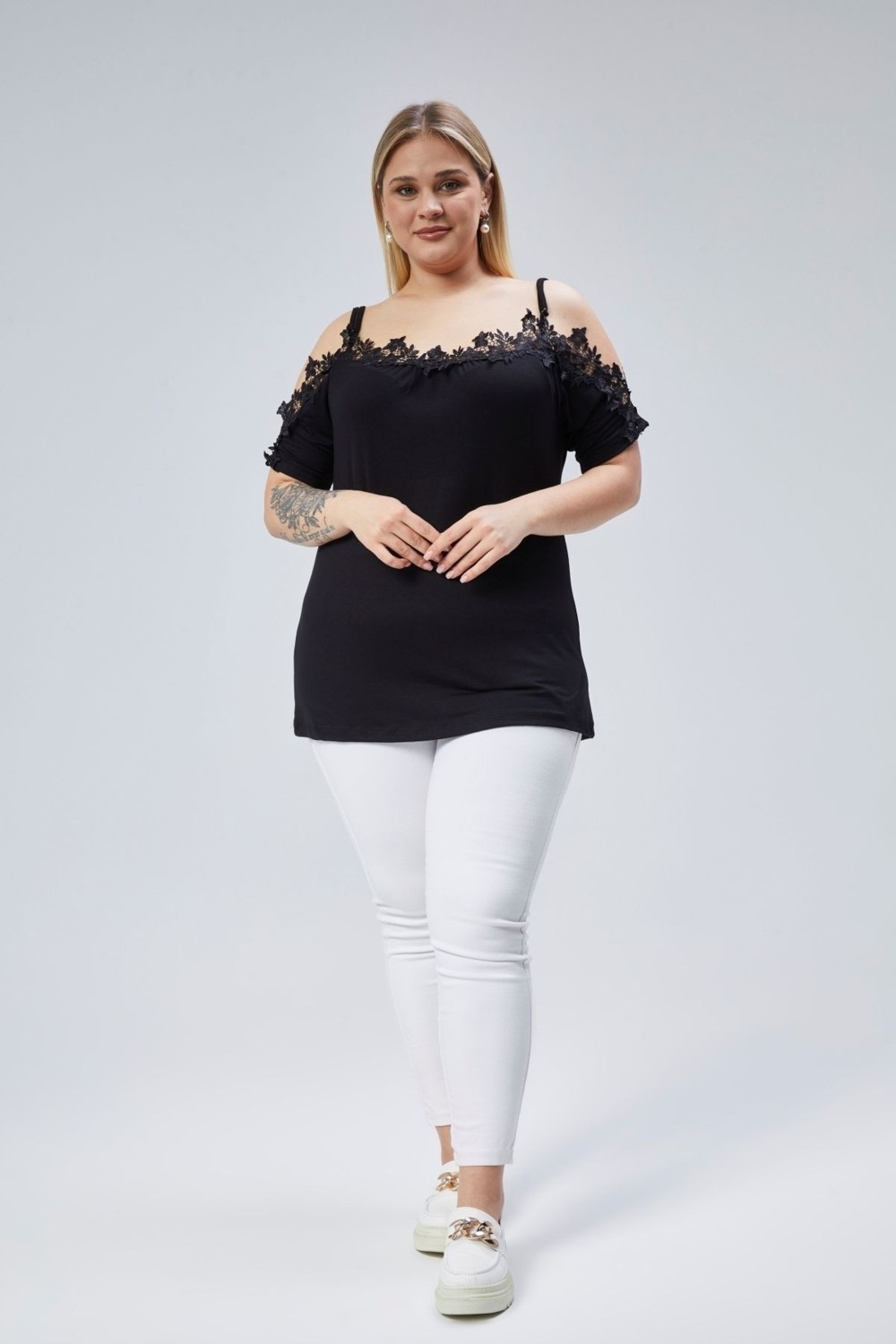Curvy Trend Büyük Beden Yaka Güpürlü Askılı Bluz görsel 3