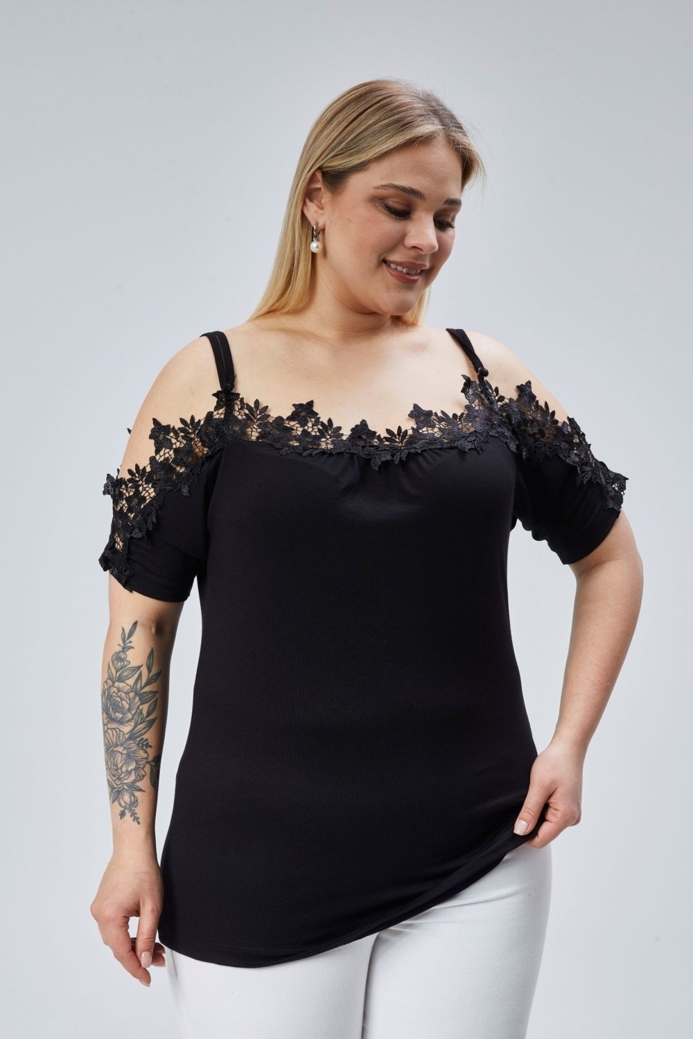 Curvy Trend Büyük Beden Yaka Güpürlü Askılı Bluz görsel 5