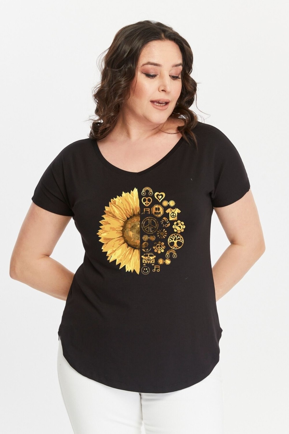 Curvy Trend Büyük Beden Sun Flower Baskılı Geniş V Yaka Kısa Kol Oval Yırtmaç Bluz görsel 2
