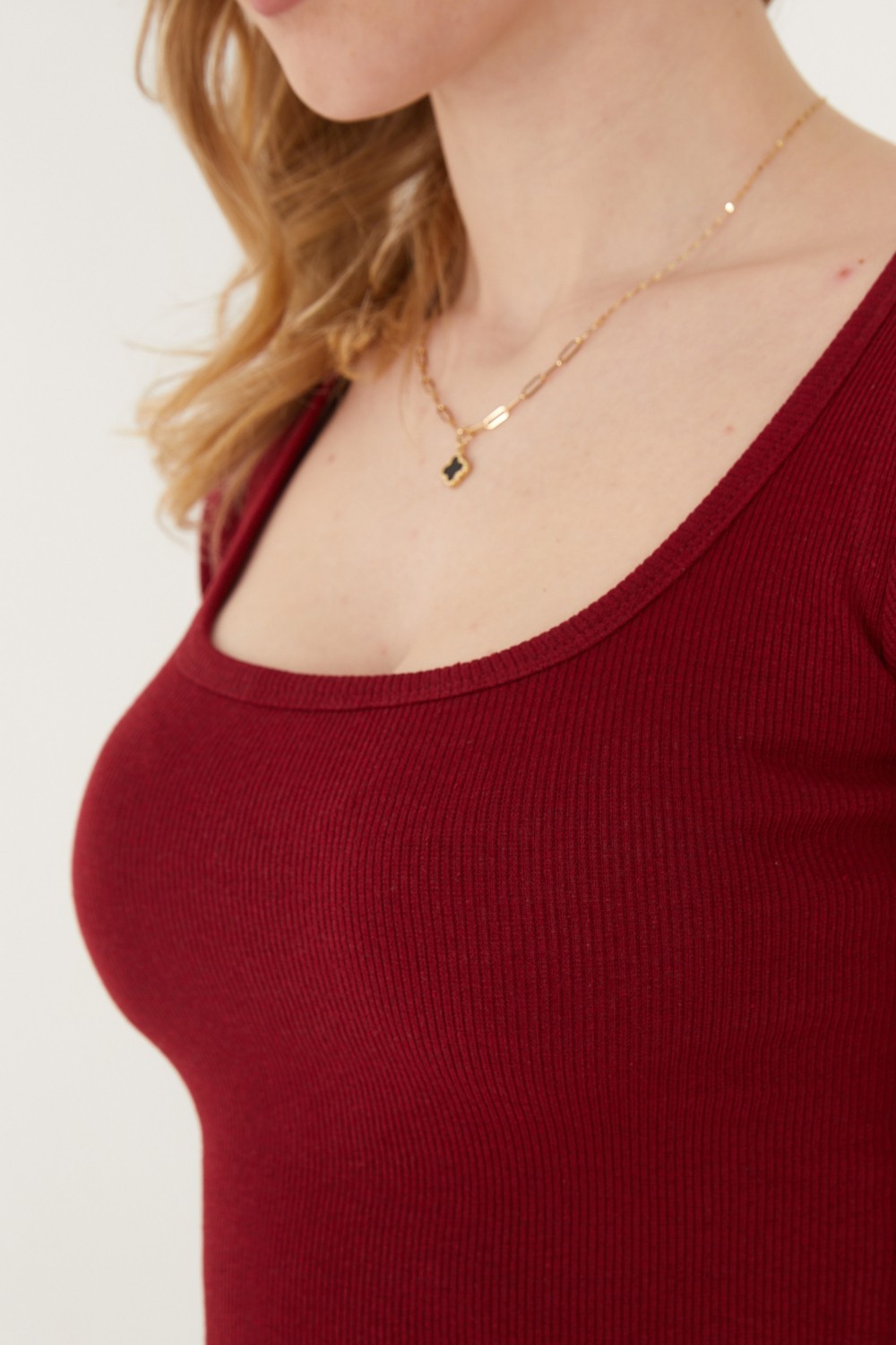 Wearflawless Kadın 2'li Adet Kısa Kollu Fitilli U Yaka Pamuklu Örme Kaşkorse T-Shirt Bluz görsel 4
