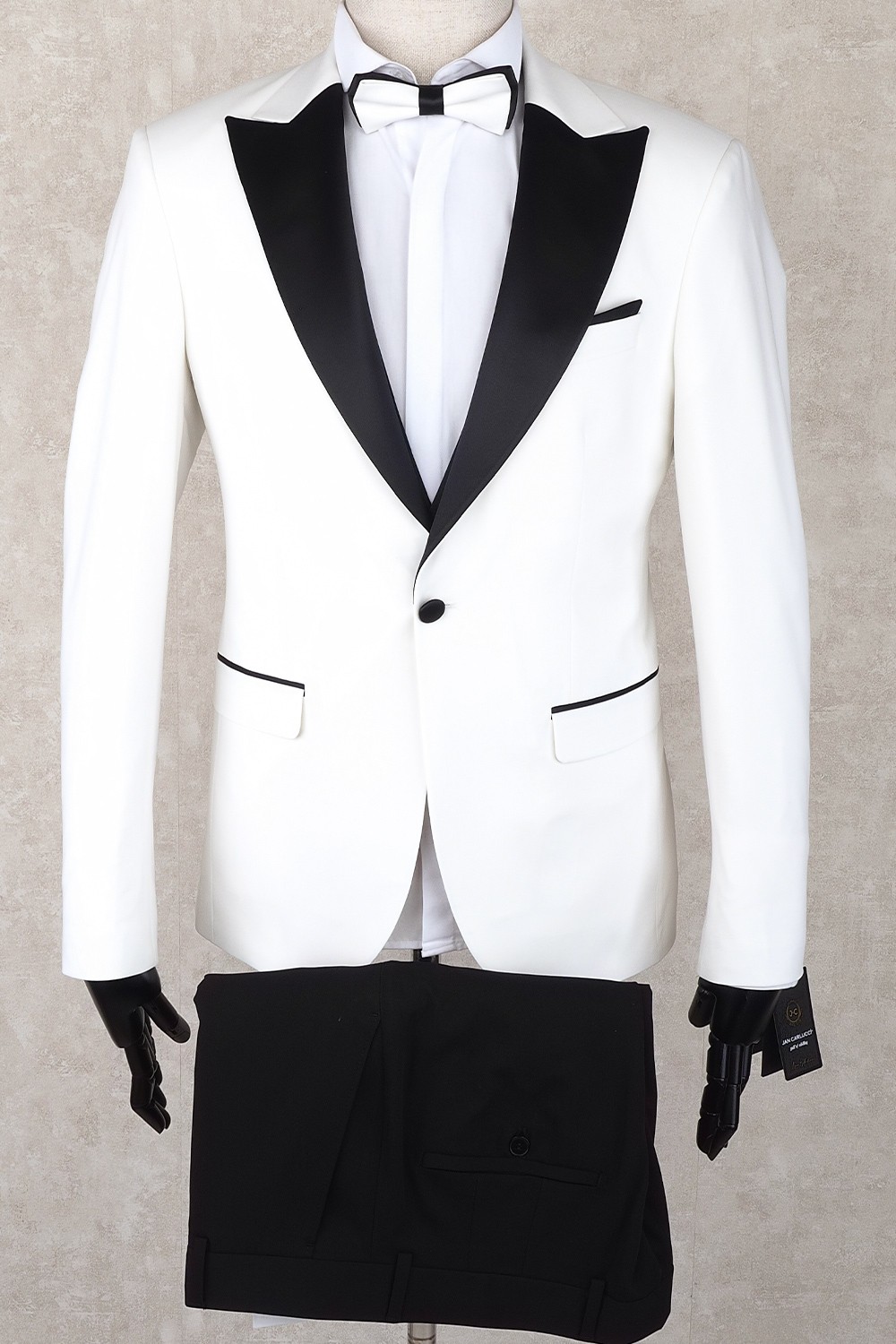 Jan Carlucci Slim Fit Saten Sivri Yaka-Çift Yırtmaç Beyaz Drop 6 Damatlık Smokin - Full Set Yelek, Gömlek, Papyon