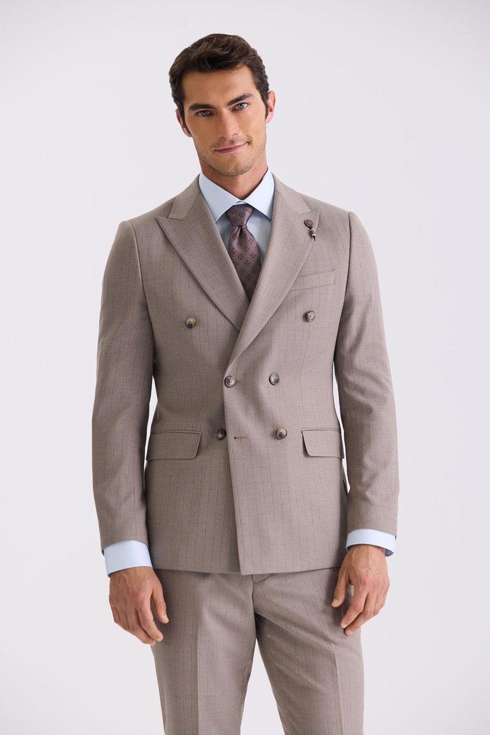 Jakamen Bej Slim Fit Sivri Yaka Çizgili Kruvaze Takım Elbise görsel 2