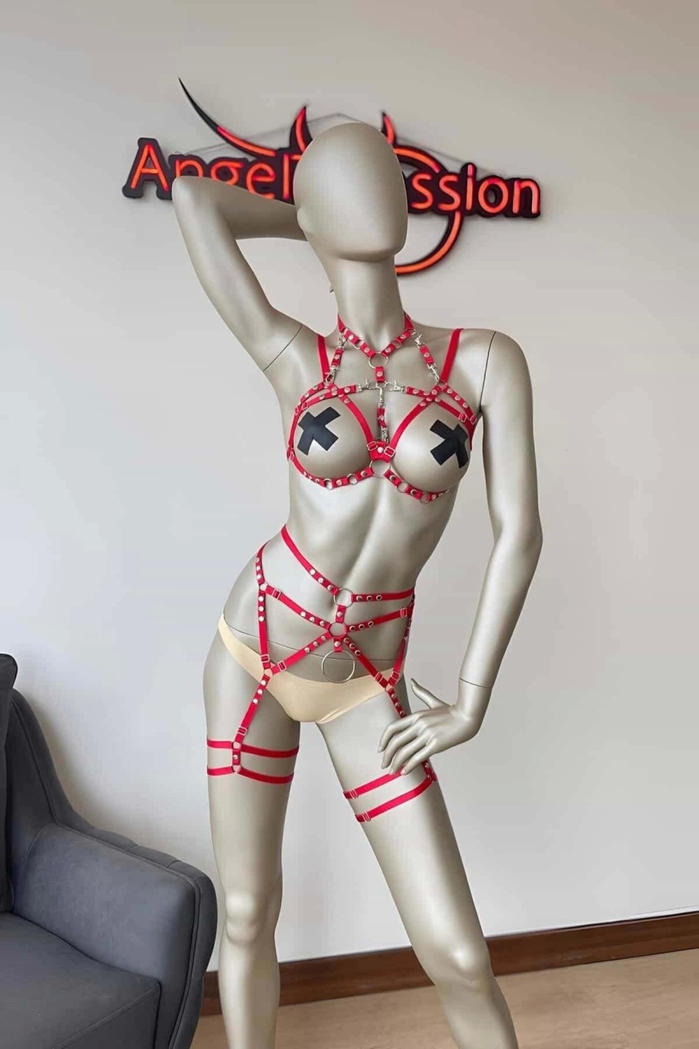 GiyimCity Kırmızı Seksi Elastik Jartiyer Harness Takım