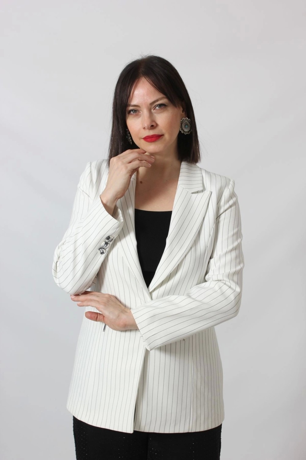 Moda Berray 1906 Beyaz Çizgili Fermuarlı Cep Aksesuarlı Kadın Büyük Beden Blazer Ceket görsel 4