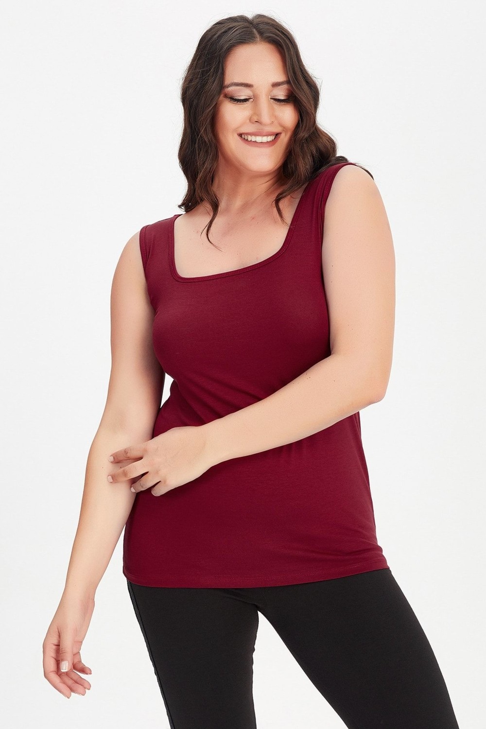 Curvy Trend Kare Yaka Kalın Askılı Atlet Bluz görsel 3