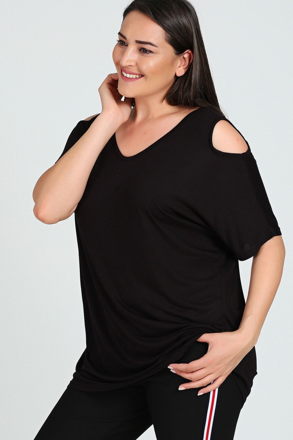 Curvy Trend Büyük Beden Omuzu V Pencere Kısa Kol Bluz görsel 2