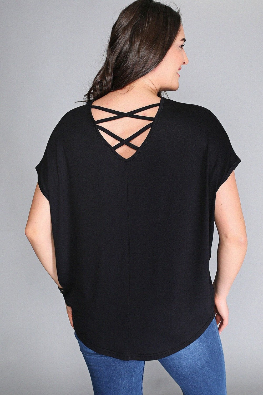 Curvy Trend Büyük Beden Sırt Çapraz Kısa Kol Bluz