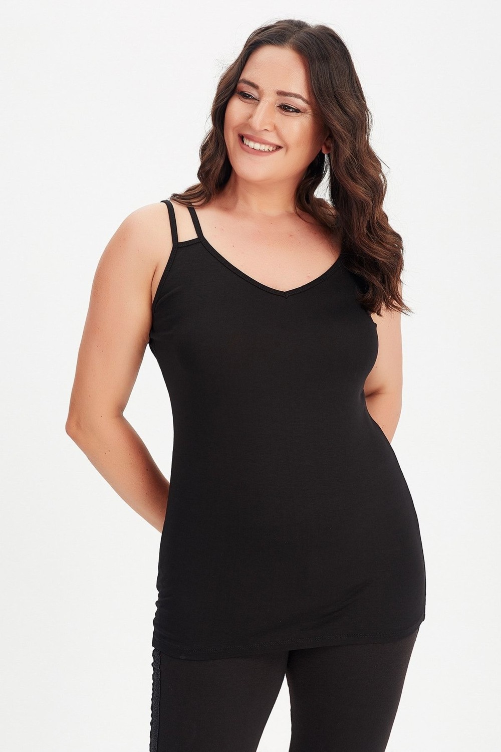 Curvy Trend Büyük Beden V Yaka Çift Biye Askılı Atlet Bluz görsel 3