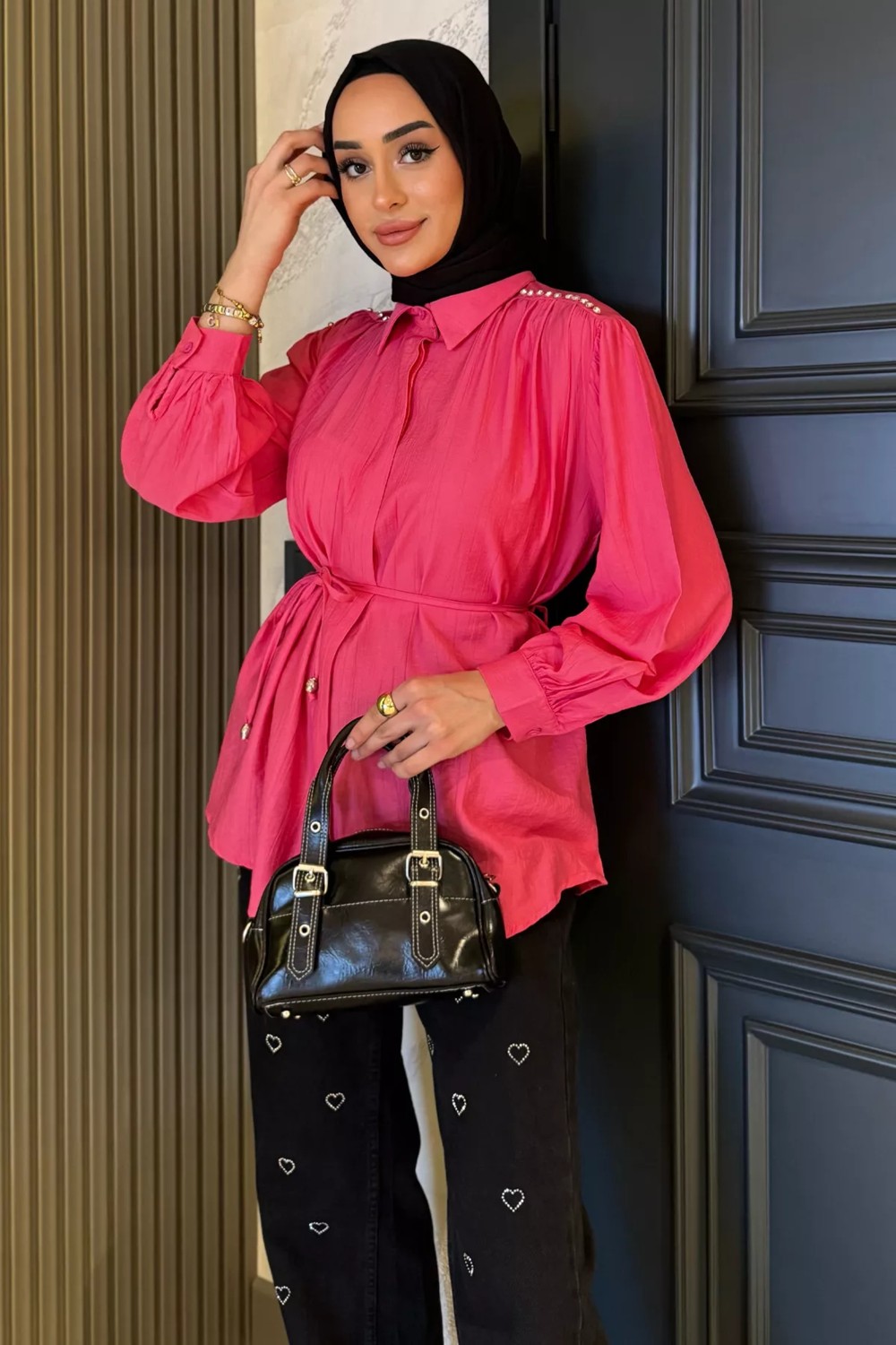 Julude Omuz Büzgülü ve Taşlı Tesettür Gömlek P-00017234