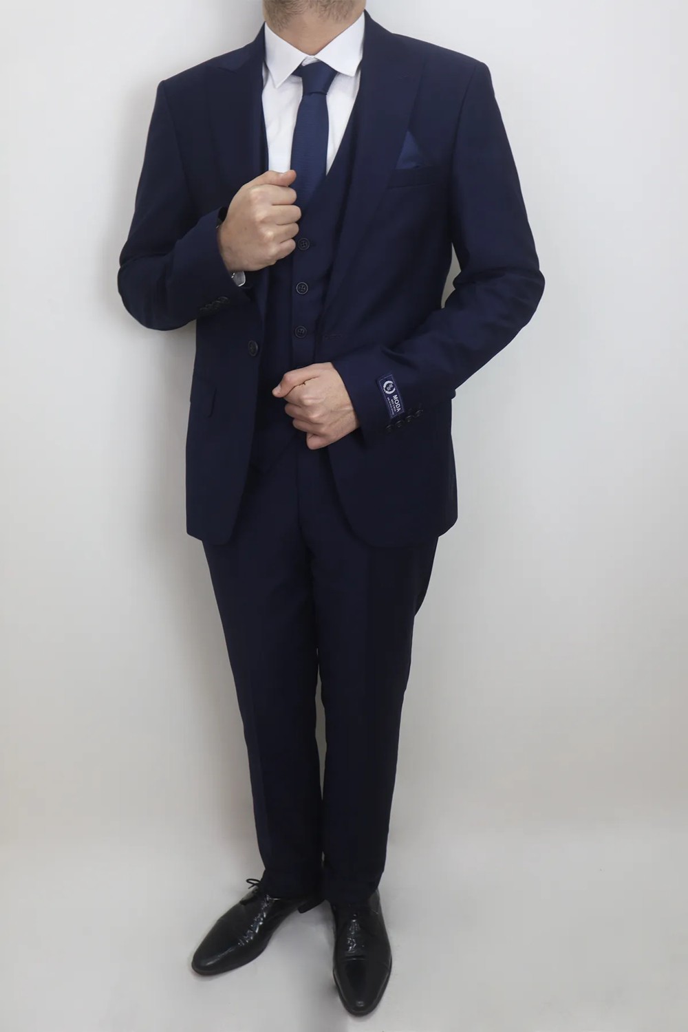 Moda Men Moda Fistan Store Erkek Düz Italyan Kesim Dar Kalıp Tek Düğme Yelekli Takım Elbise