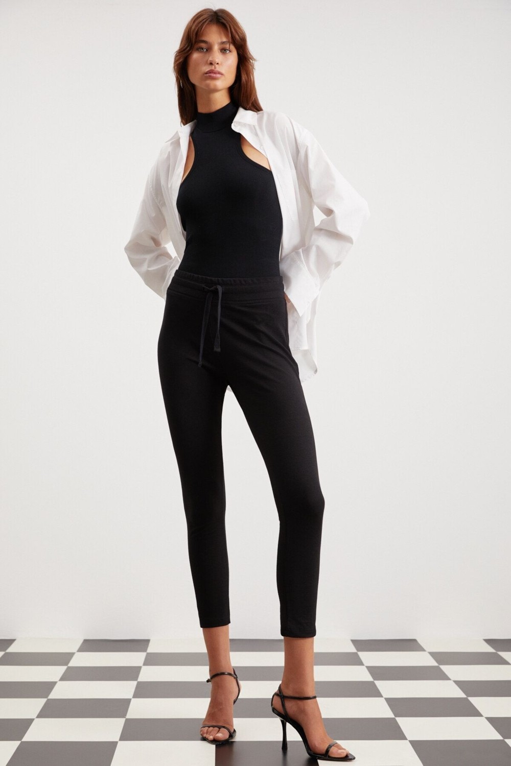 Grimelange Judy Kadın Slim Fit Beli Lastikli Bağlamalı Basic Siyah Tayt görsel 8