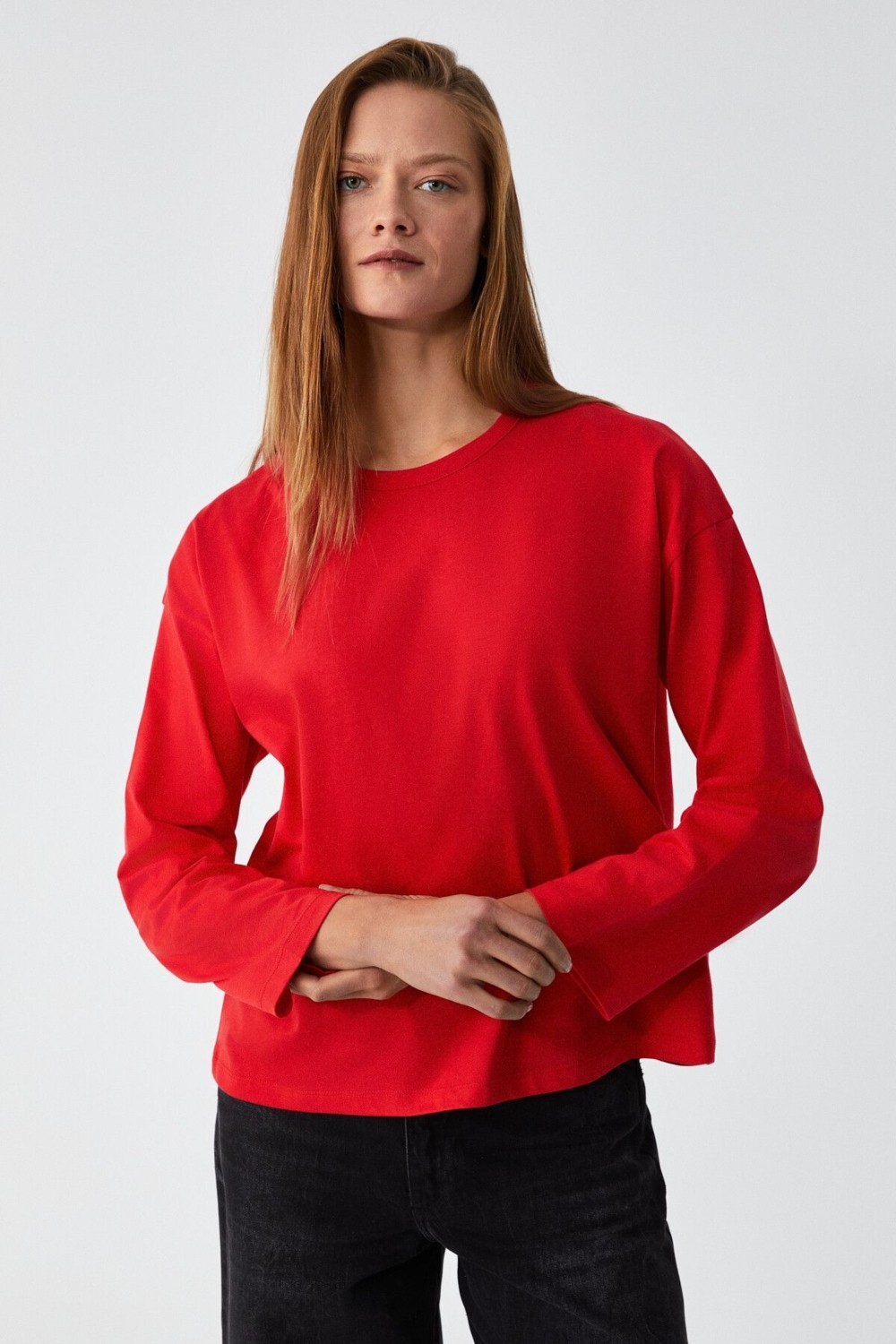 Grimelange Basıl Kadın %100 Pamuk Bisiklet Yaka Oversize Fit Uzun Kollu Beyaz T-shirt