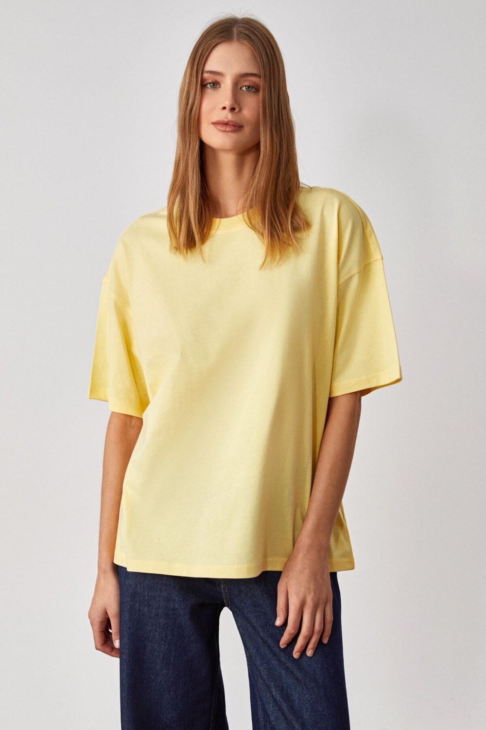 Grimelange Lagertha Kadın %100 Organik Pamuklu Kalın Dokulu Oversize Fit Yuvarlak Yakalı Siyah T-shirt
