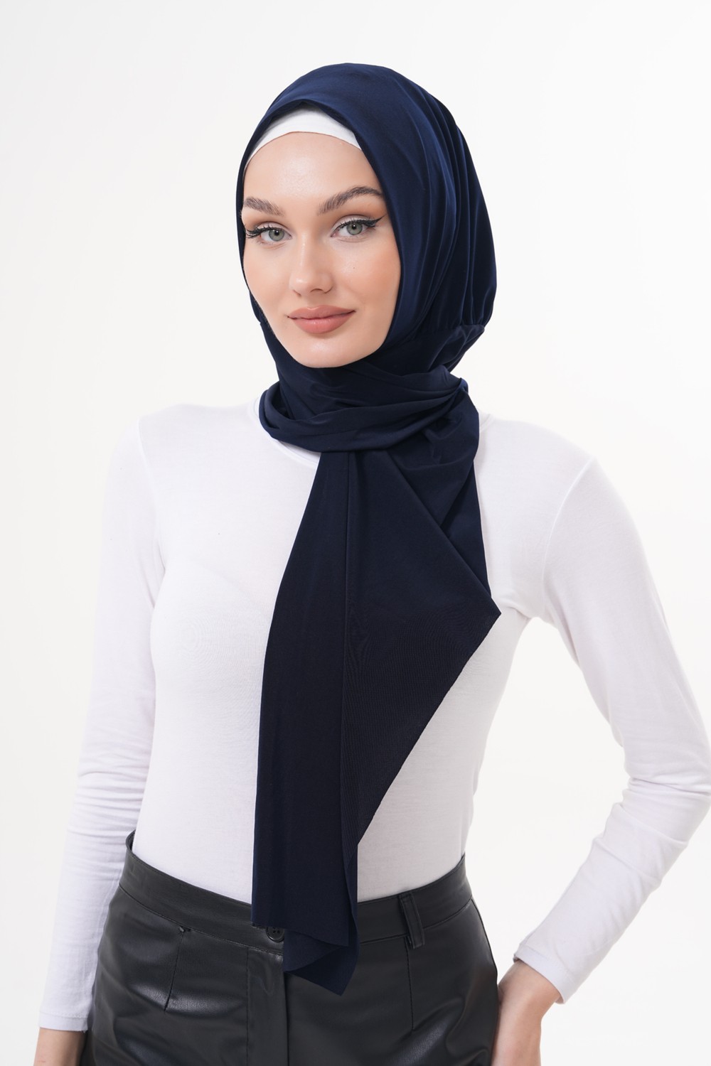 Ritagarcia Çıtçıtlı Büzgülü Tesettür Şal görsel 6