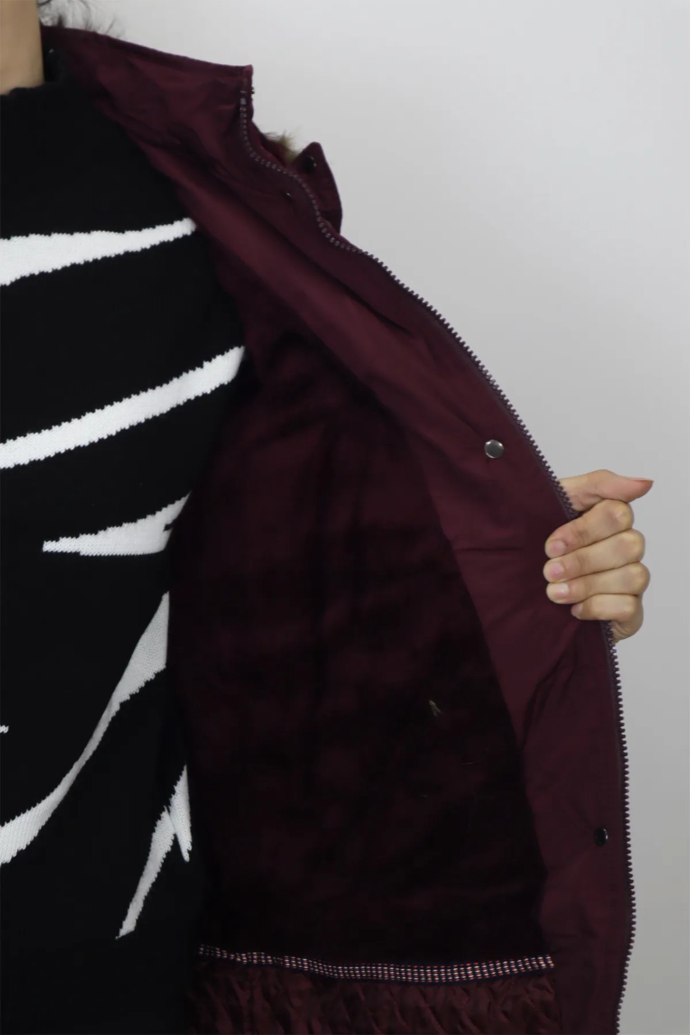 Bellisimo Fistan Store Kadın Hakim Yaka Normal Kalıp Kapüşonlu Çıtçıtlı Uzun Kışlık Battal Mont görsel 8