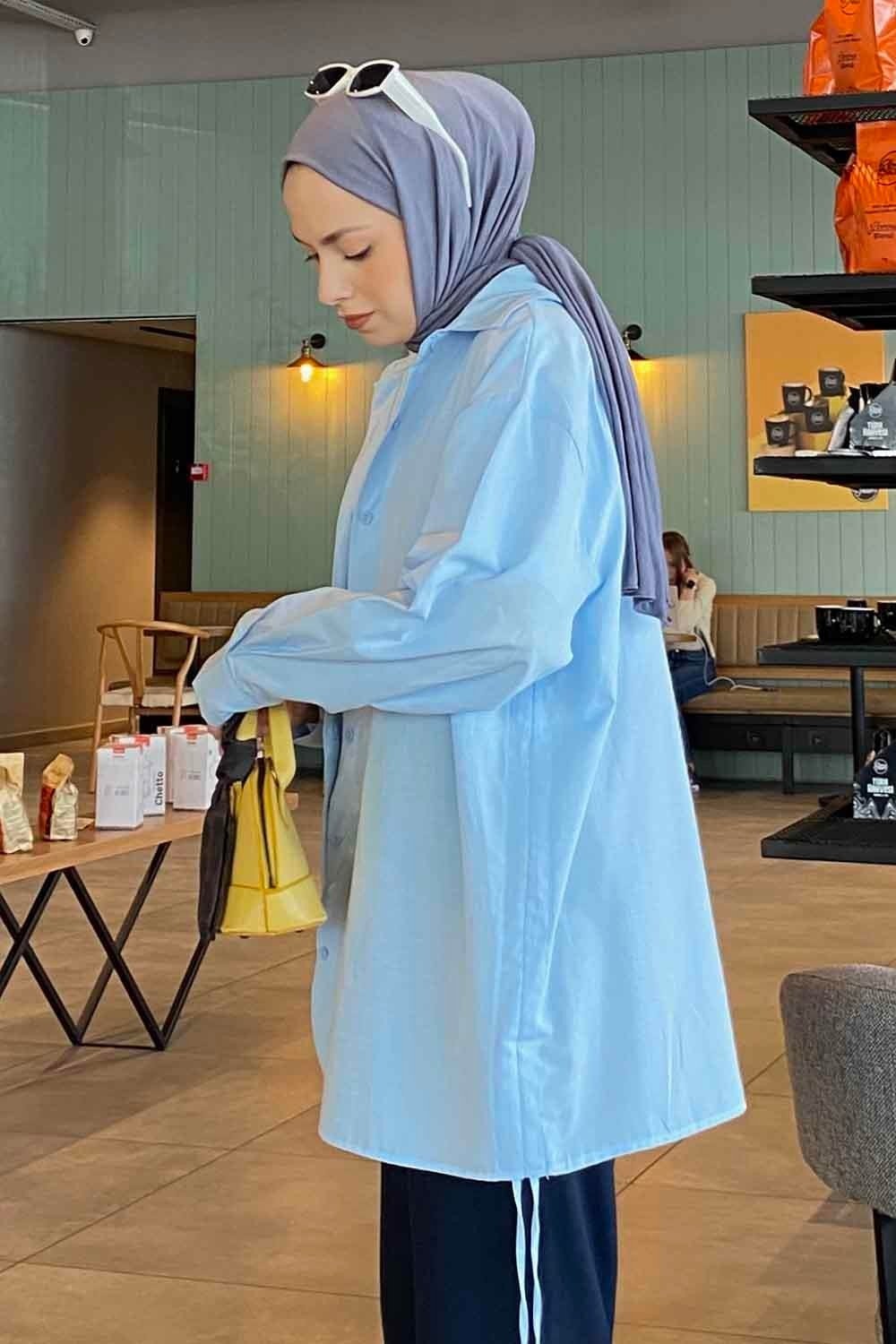 Lamelif Oversize Gömlek Bebe Mavisi Pamuk Polyester Düz Desen Uzun Kol Özellikli Kadın görsel 3