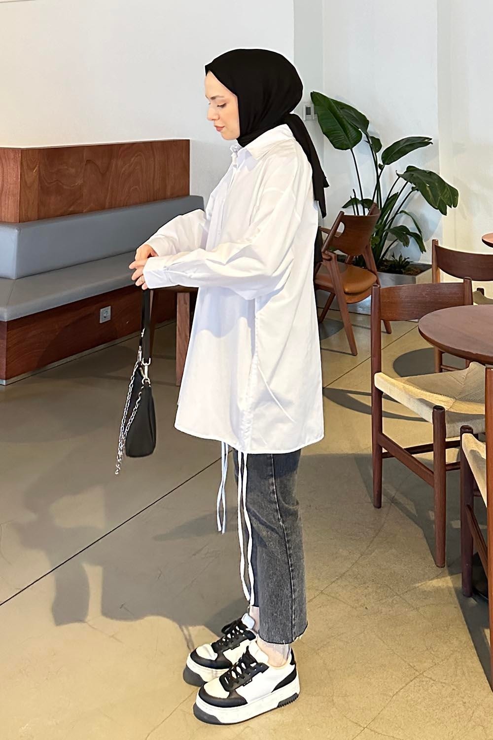 Lamelif Oversize Gömlek Bebe Mavisi Pamuk Polyester Düz Desen Uzun Kol Özellikli Kadın