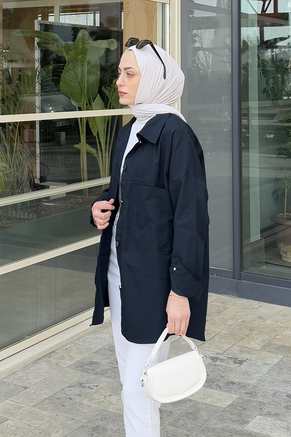 Lamelif Tek Cep Detaylı Gabardin Tesettür Gömlek Lacivert görsel 2