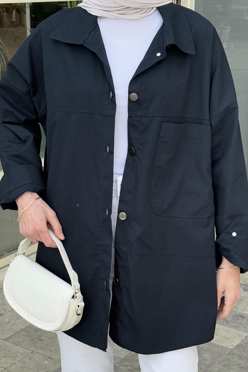 Lamelif Tek Cep Detaylı Gabardin Tesettür Gömlek Lacivert görsel 3