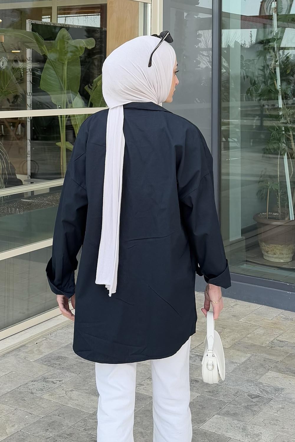 Lamelif Tek Cep Detaylı Gabardin Tesettür Gömlek Lacivert görsel 4