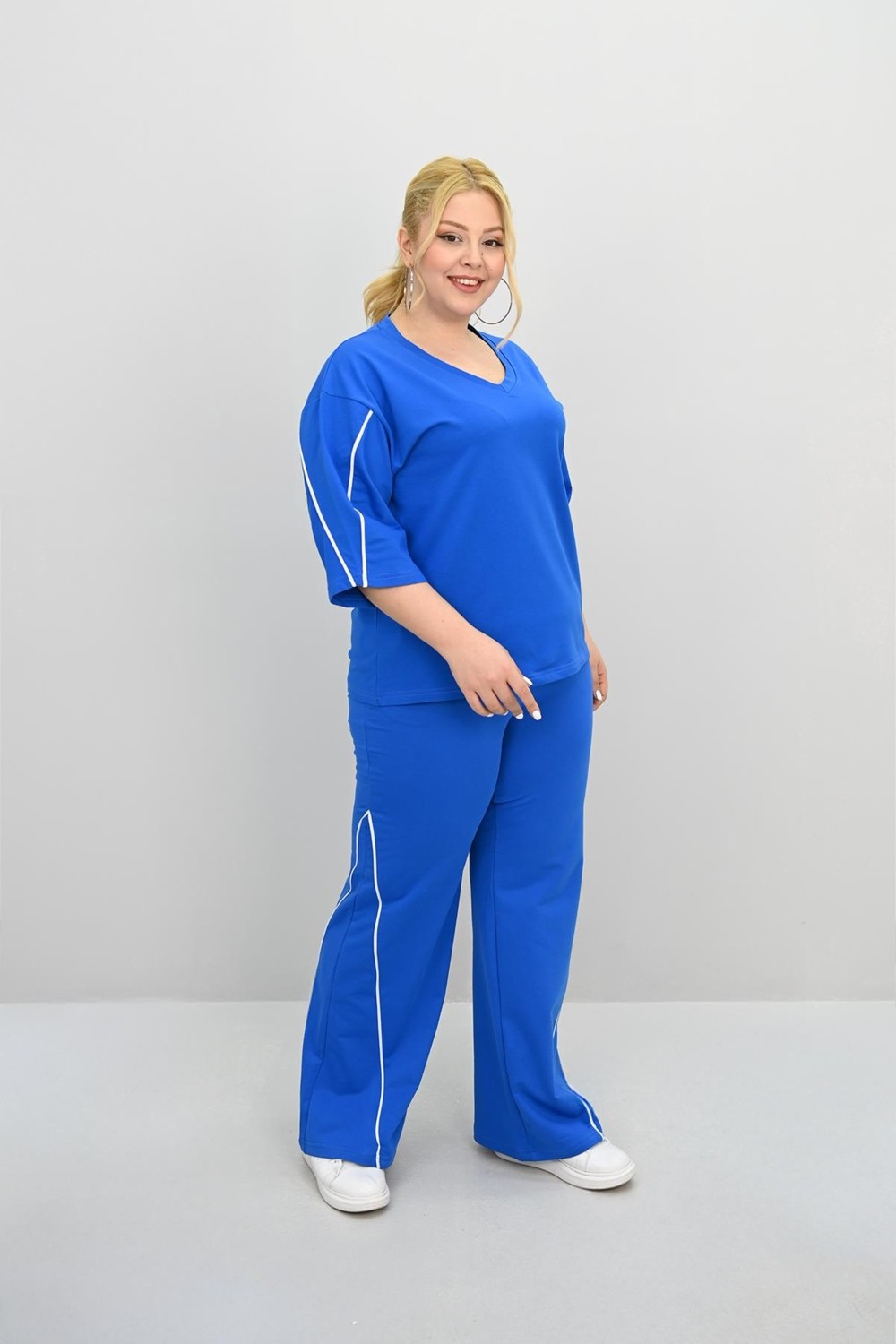 Moda Xlarge Kadın Büyük Beden Kısa Kollu V Yaka Ara Biye Detaylı Eşofman Takımı 8181-25 görsel 2