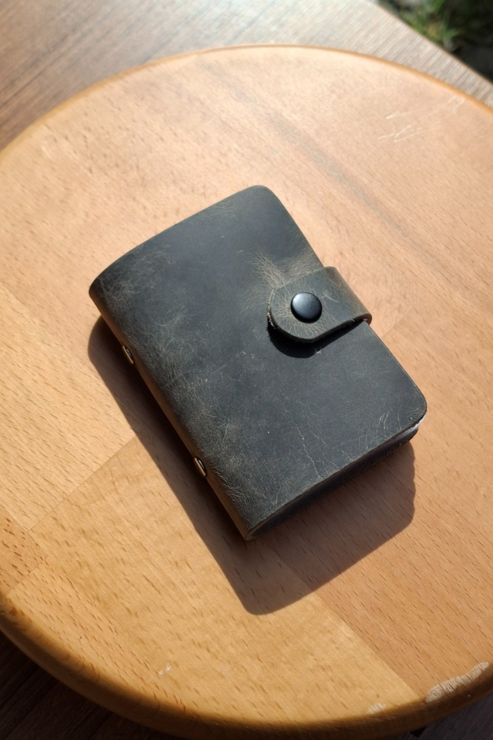 MAT DERİ Erkek Kartlık Hakiki Deri 10 - 20 Şeffaf Bölmeli Mini Kartlık Kartvizitlik 9.5 x 7.5 cm Taba Eskitme