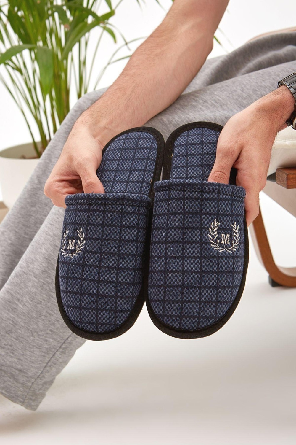 Moda Devrin 5'li Paket Kışlık Erkek Ev Terliği Düz Desenli Konforlu Kullanım İçin İdeal görsel 3