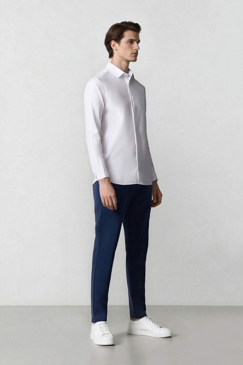 DeFacto Tailored Fit Düz Paça Her Yöne Esneyen Yumuşak Tuşe Cepli Pantolon C7508AX25SP görsel 4